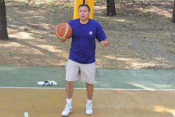 Entrenador Armando Suárez